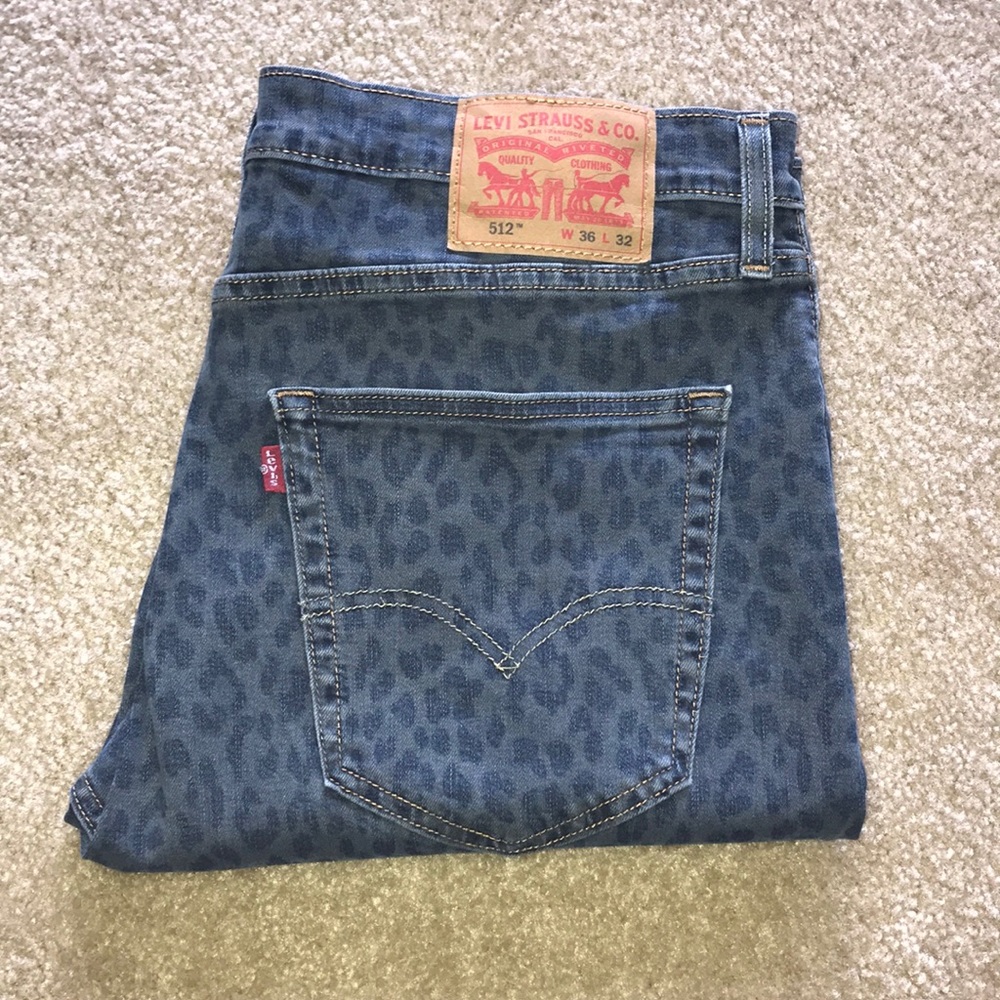 512 Levi Jeans